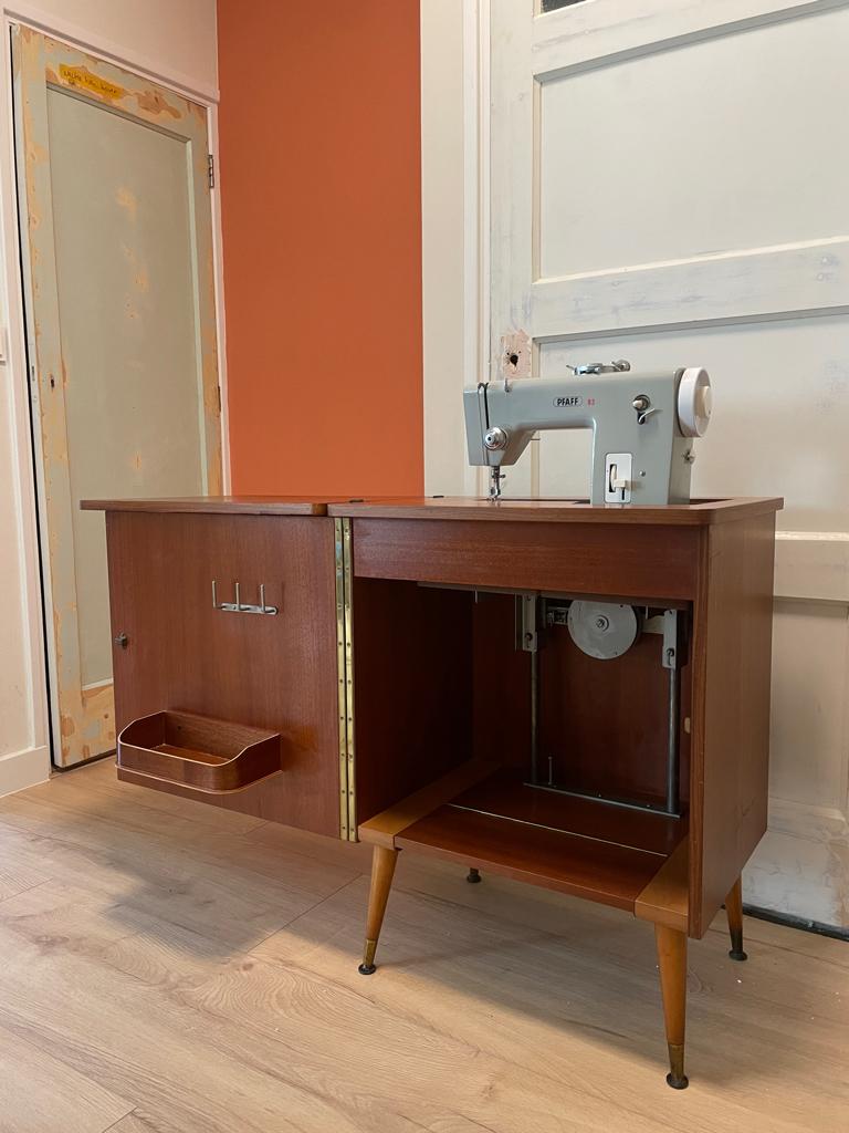 Prachtige Pfaff 93 Naaimachine 1965 incl. Kast/Naaitafel, Ophalen, Gebruikt, Naaimachine, Pfaff