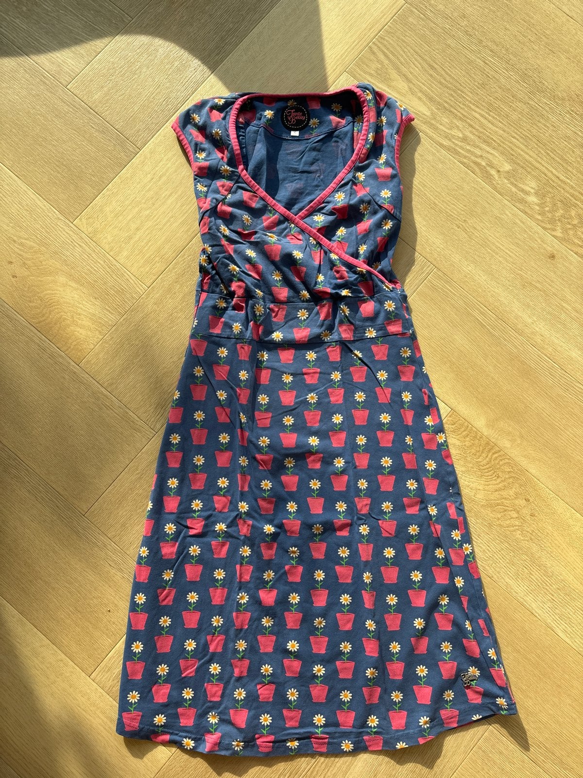 Tante Betsy jurk met bloempotjes Maat S, Ophalen, Blauw, Zo goed als nieuw, Knielengte