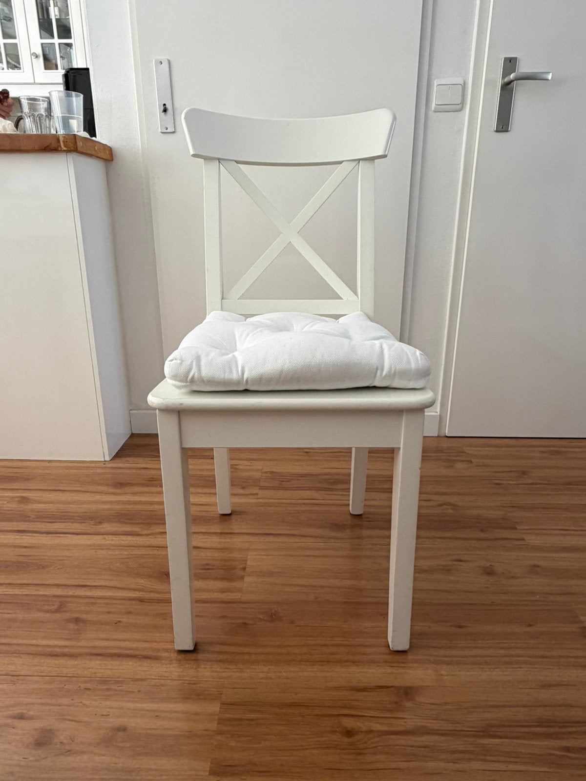 Te koop eettafelstoelen, Ophalen, Wit, Vijf, Zes of meer stoelen, Hout