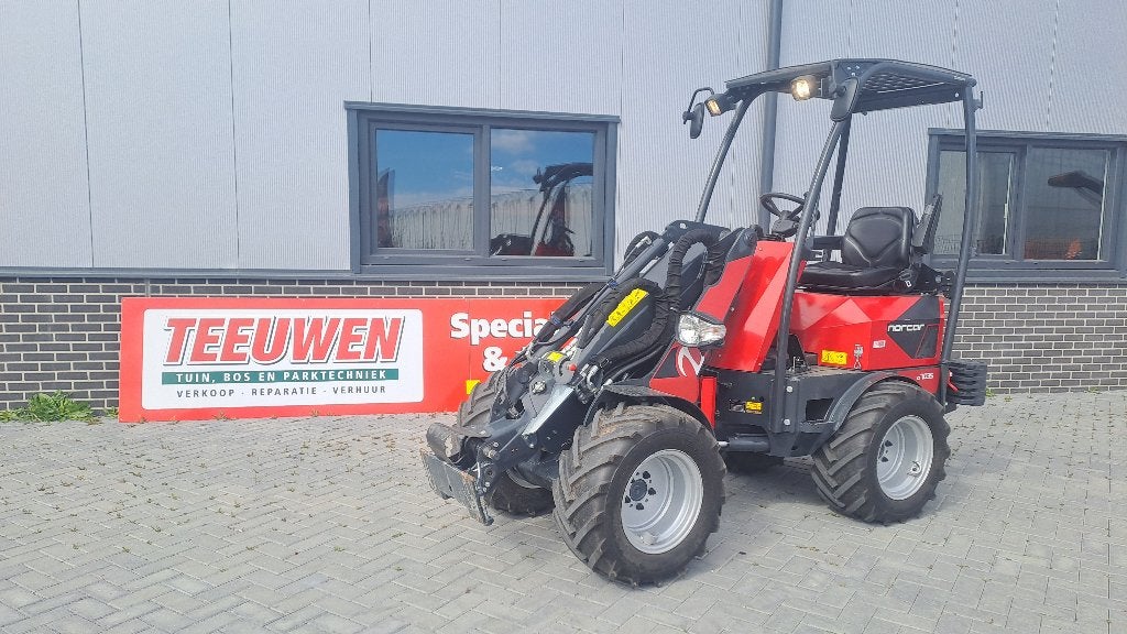 Norcar A7035 shovel 125 draaiuren, Ophalen, Gebruikt, Mertstraat 5, Overige soorten
