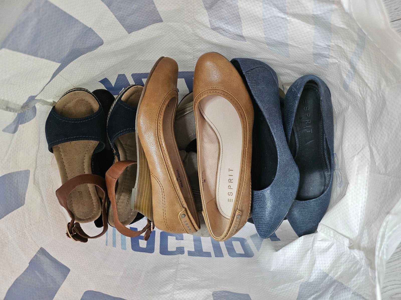 7 paar schoenen maat 36 - Esprit, Dolcis, Sacha - ZGAN, Esprit, Dolcis, Sacha, Ophalen of Verzenden, Zo goed als nieuw, Overige kleuren