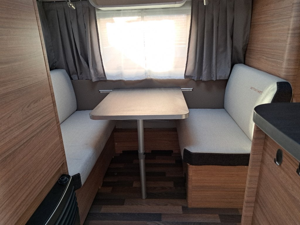 Foto 18 van Weinsberg CaraOne Edition HOT 420 QD, aico+mover+cassetluif