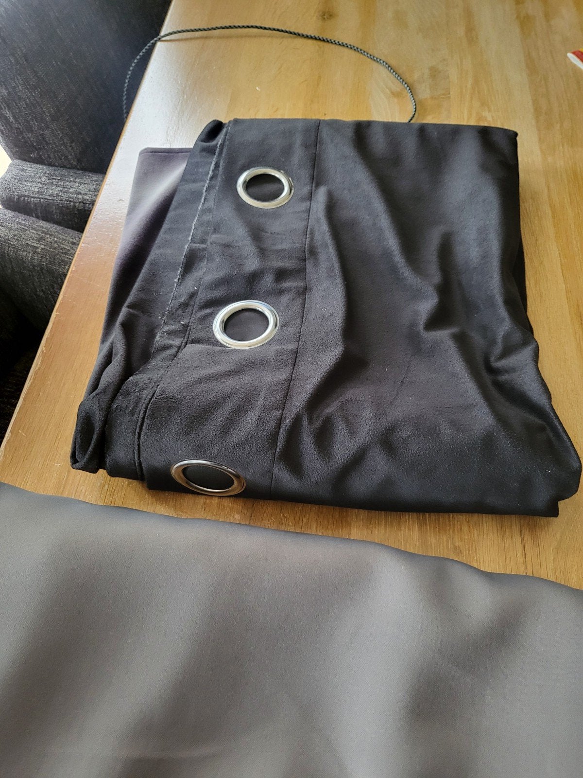 2 zwarte en 2 antraciet overgordijnen met ringen 140x260 cm, Grijs, Ophalen of Verzenden, Met ringen, Gebruikt