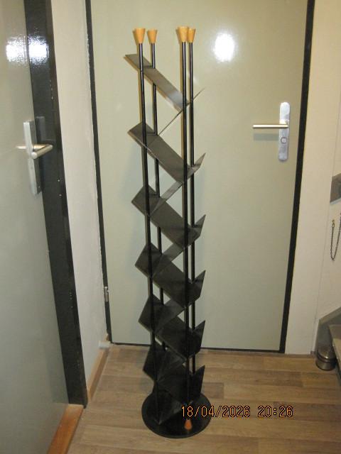 lourens fisher cd rek boekenrek 141,5 cm draaibaar (386), Ophalen, Gebruikt, 75 tot 150 discs, Metaal
