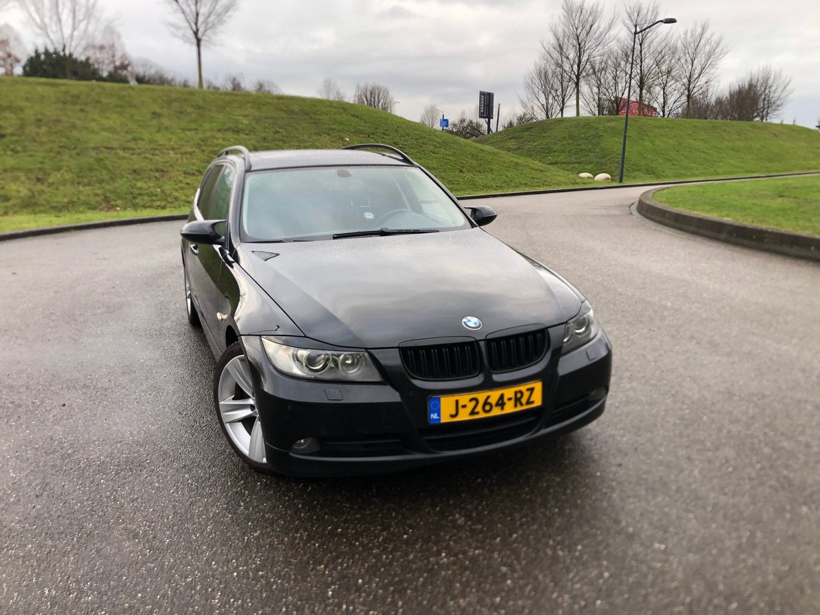 Zeer Nette BMW 3-Serie 2.5 I 325 Touring AUT 2005 Zwart, Auto's, Automaat, Achterwielaandrijving, 2497 cc, Zwart