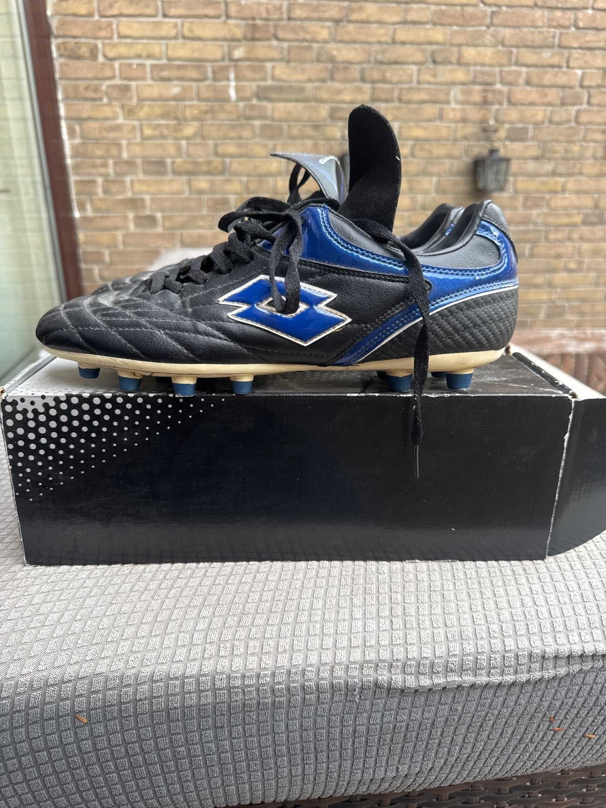 Lotto Stadio Toro Indoor SR voetbalschoenen maat 44, Maat XS of kleiner, Ophalen, Nieuw, Schoenen