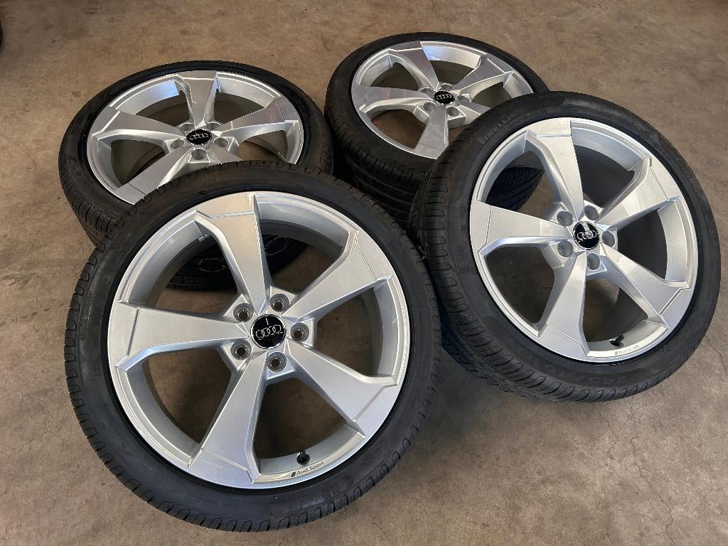 19 inch originele rotor velgen + zomerbanden Audi Q2, Auto-onderdelen, Banden en Velgen, Banden en Velgen, Zomerbanden, 19 inch