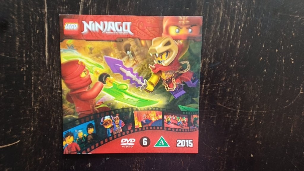 Lego Ninjago 2015 DVD, Cd's en Dvd's, Europees, Tekenfilm, Ophalen of Verzenden, Zo goed als nieuw
