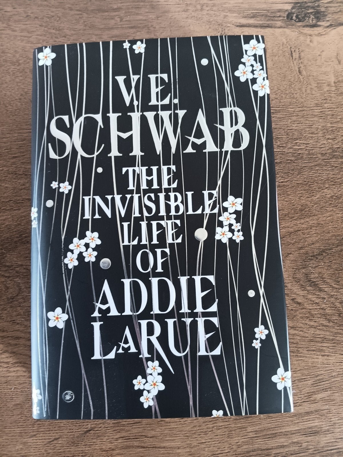 The Invisible Life of Addie LaRue - V.E. Schwab, Ophalen of Verzenden, Zo goed als nieuw, V.E. Schwab