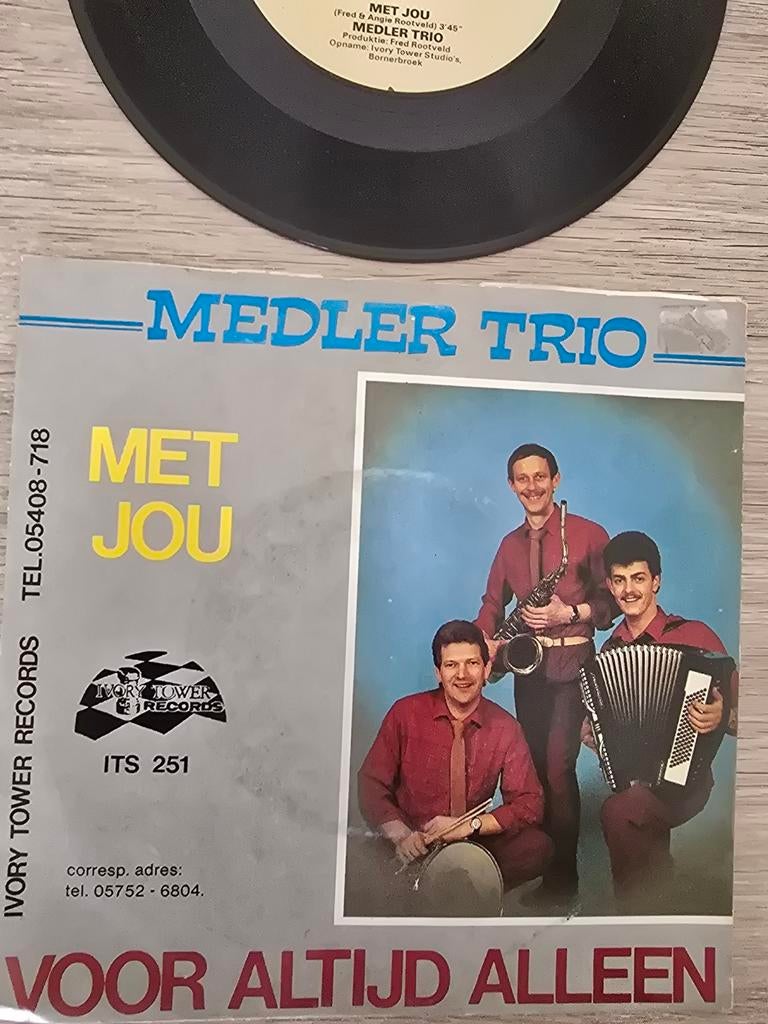 Medler Trio/ met jou, Ophalen of Verzenden, Gebruikt, 7 inch, Levenslied of Smartlap