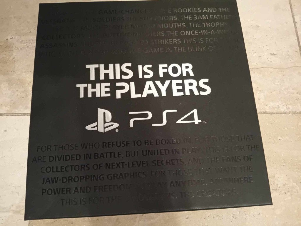 This is for the players , Launch presskit Ps4 , 5 games, Spelcomputers en Games, Ophalen, Overige genres, 1 speler, Zo goed als nieuw