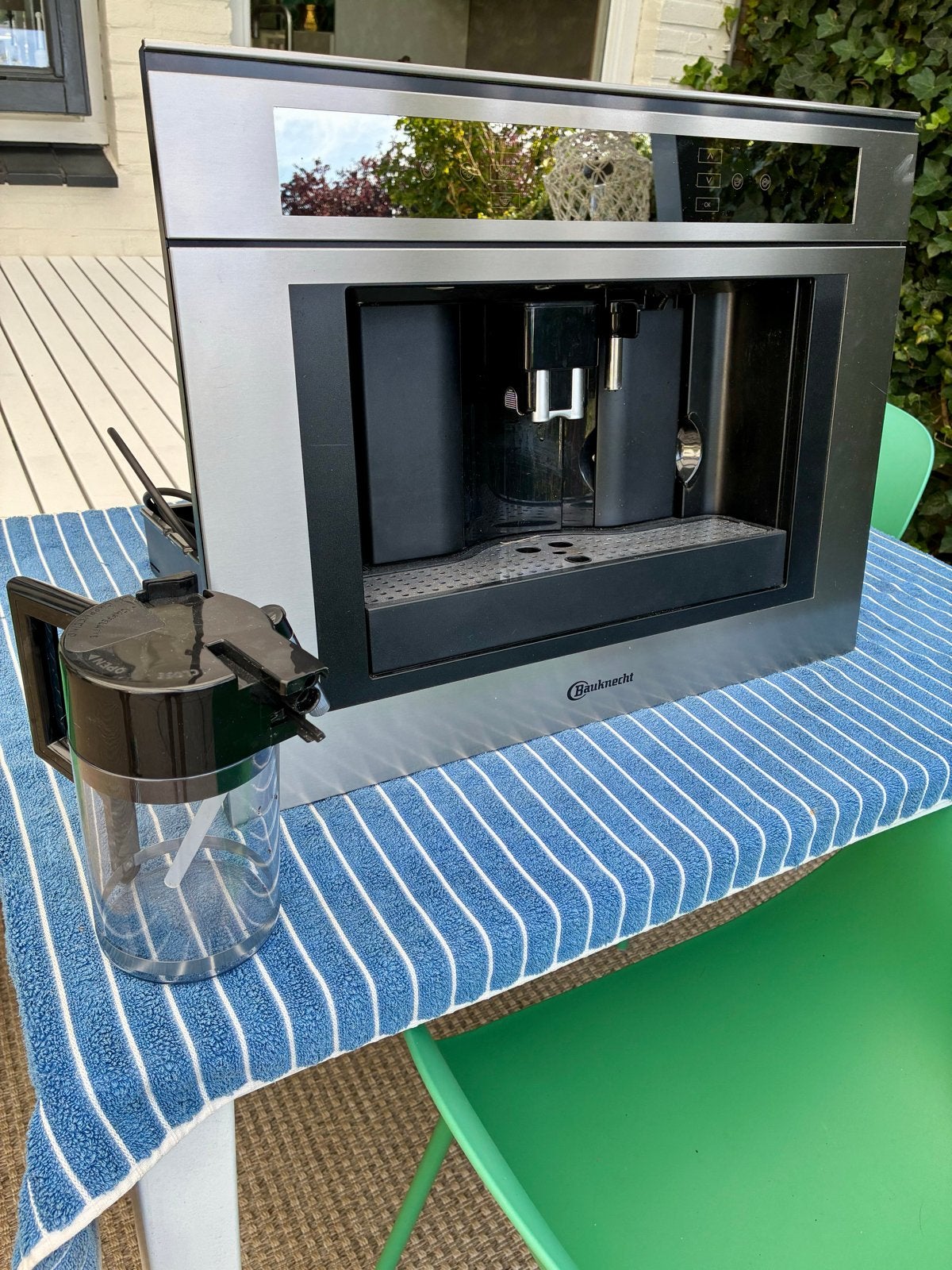 Bauknecht KMT9145 PT Inbouw Koffiemachine Espresso, Afneembaar waterreservoir, Gebruikt, Espresso apparaat, 10 kopjes of meer