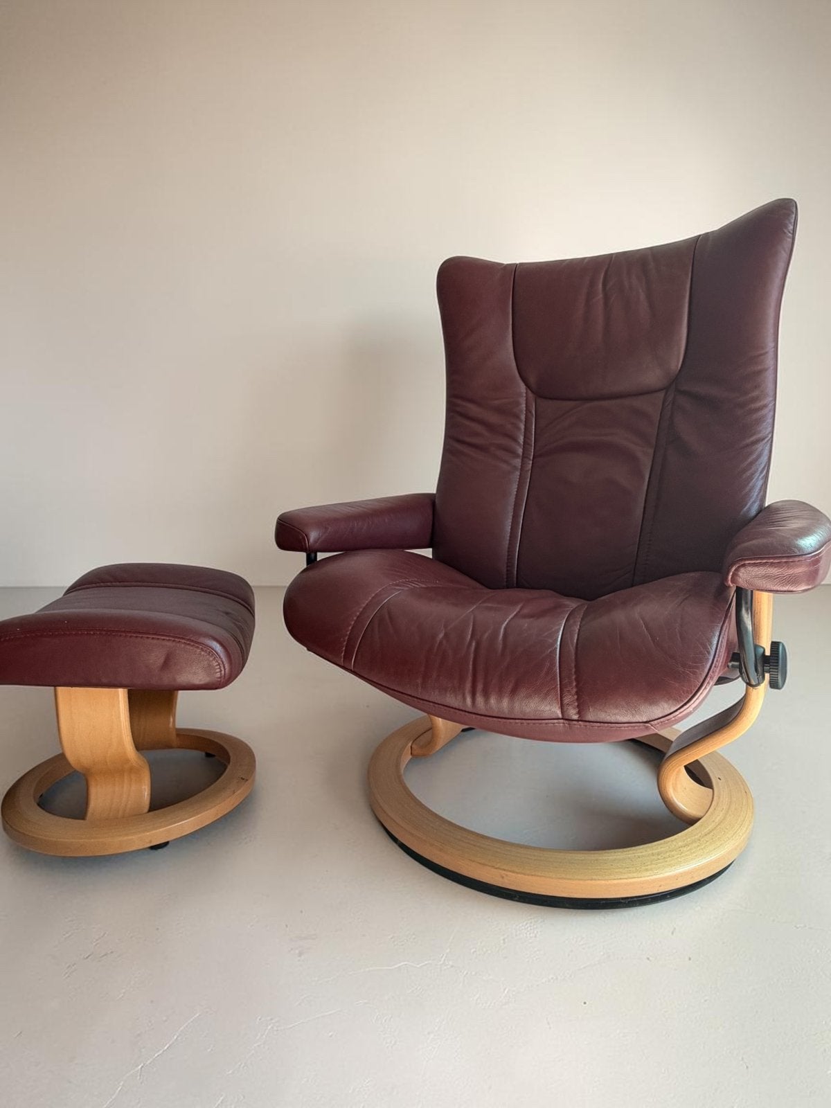 Leren Stressless fauteuil met voetenbank zgan, Huis en Inrichting, Fauteuils, Ophalen, Zo goed als nieuw, 50 tot 75 cm, Leer