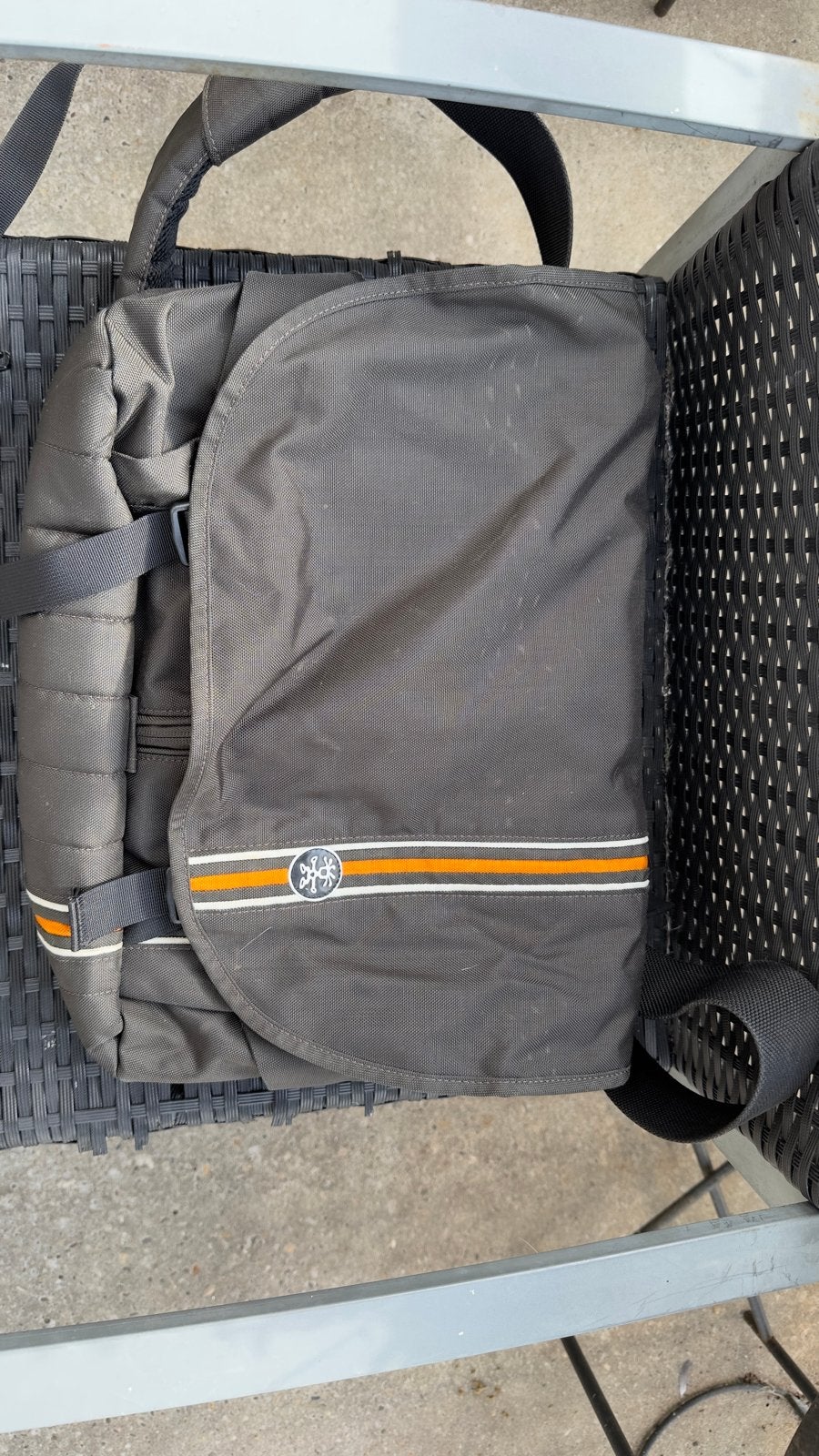 Crumpler Butter Baby Messengerbag 13,3'' Zwart, Gebruikt, Gevoerd, Ophalen of Verzenden, Schoudertas