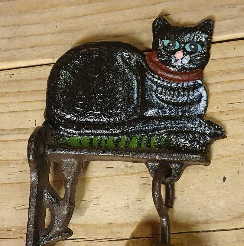 DEURBEL / POES / GIETIJZER / €9,95, Huis en tuin decoratie Marie, Nieuw, Info@huisentuindecoratiemarie.nl, Peize