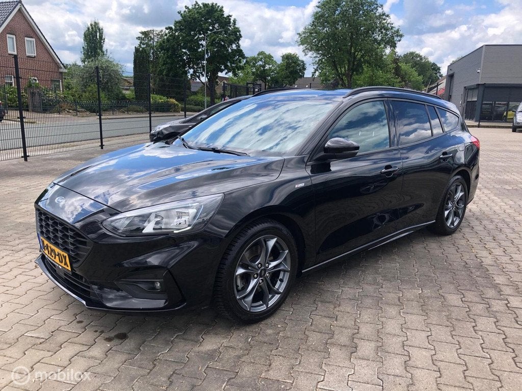 Ford Focus Wagon 1.0 EcoBoost ST Line Sport Led Alle Optie,s, Gebruikt, 1283 kg, Zwart, 999 cc