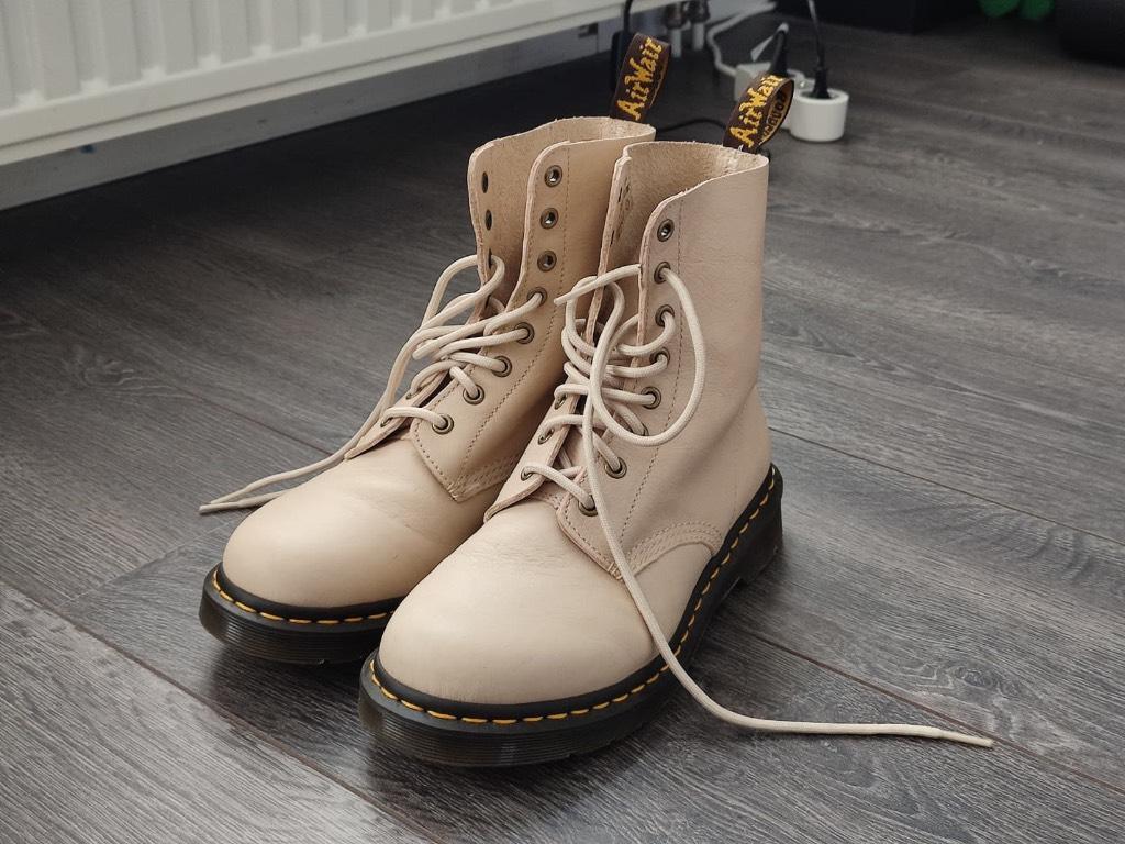 Dr. Martens Boots Mt 41, Ophalen, Beige, Overige typen, Dr. Martens