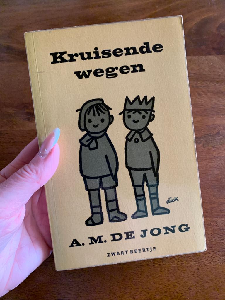 Kruisende Wegen - A.M. de Jong (Zwarte Beertjes) Dick Bruna