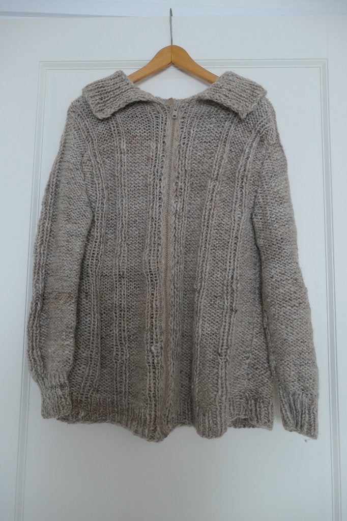 Handgebreid wollen vest maat L, Kleding | Dames, Truien en Vesten, Ophalen of Verzenden, Gedragen, Maat 42/44 (L)