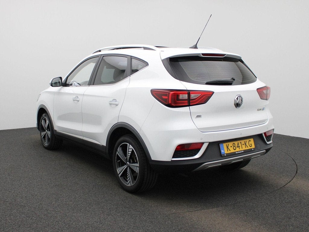 MG ZS EV Luxury 45kWh | Leder | Navi | Panoramadak | Apple C, Auto's, MG, Gebruikt, 143 pk, ZS, 1507 kg