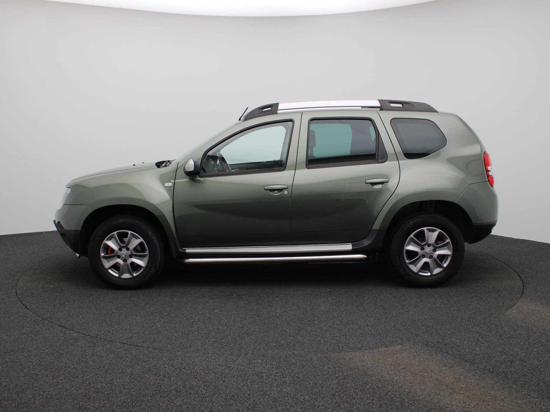 Dacia Duster 1.2 TCe 4x2 10th Anniversary | Trekhaak | Side-, Auto's, Euro 5, Gebruikt, Zwart, Duster