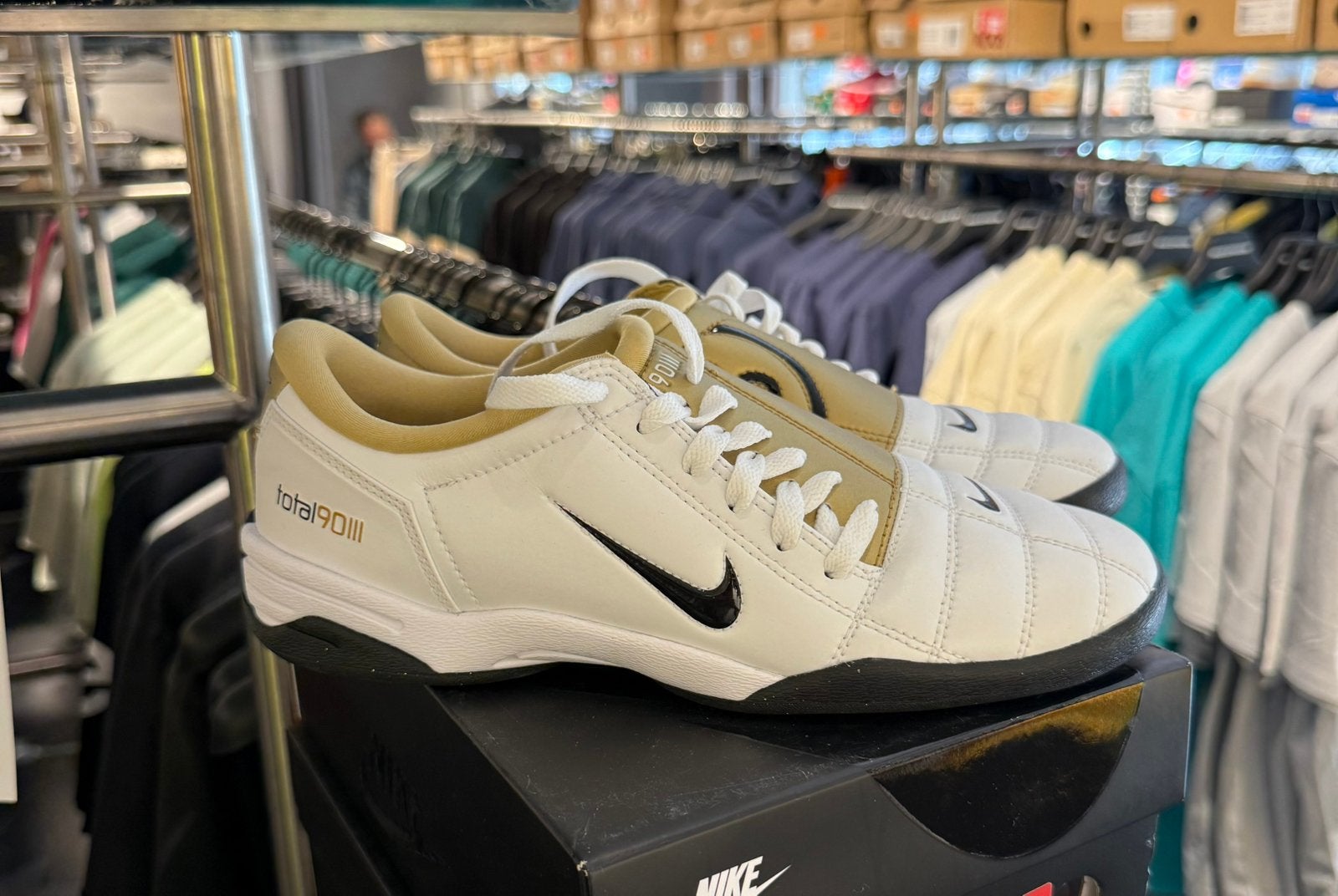 Diverse Partijen schoenen nike, adidas, Keen, Ophalen