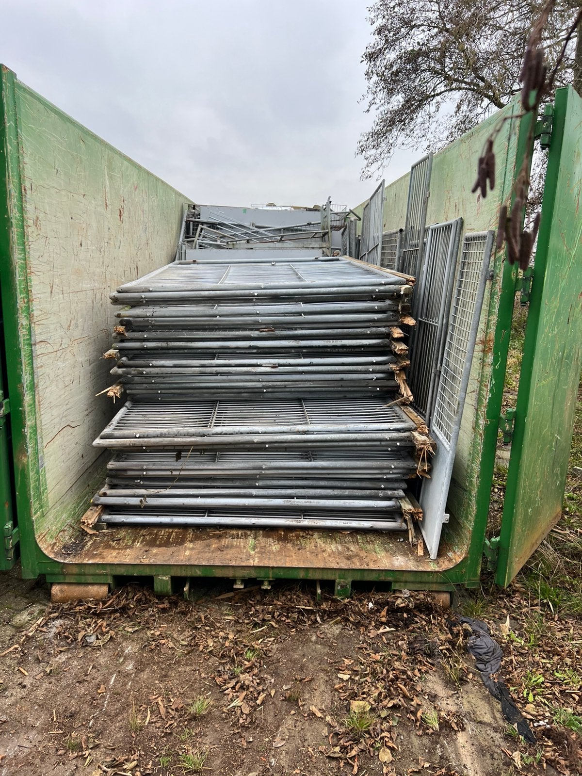 Gevraagd oud ijzer,pallets,transport,afvoeren, Ophalen, Gebruikt