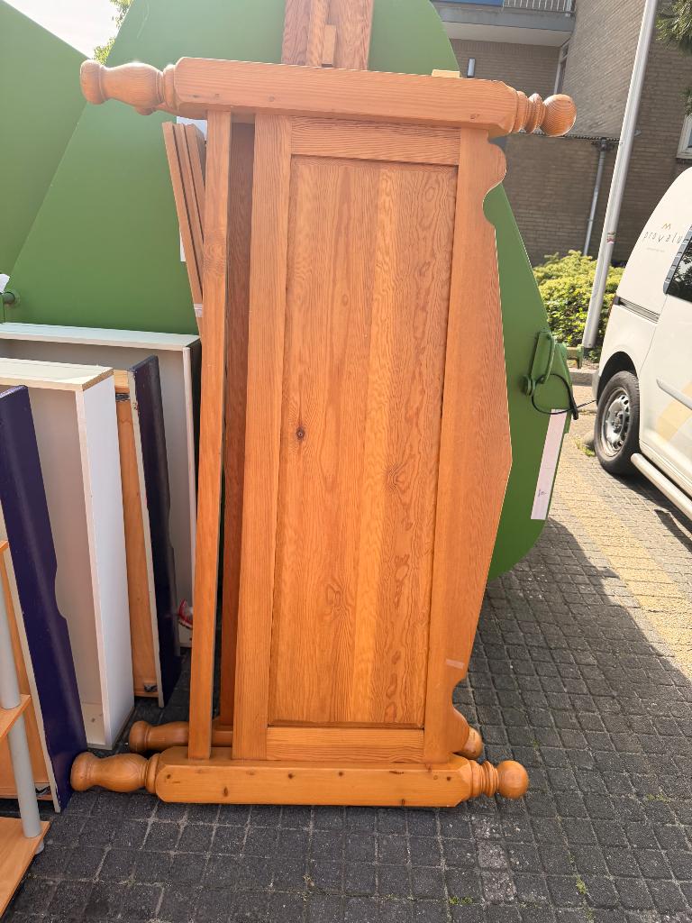Gratis houten 2 persoons bed inclusief lattenbodem, Ophalen, Gebruikt, 90 cm, Eenpersoons