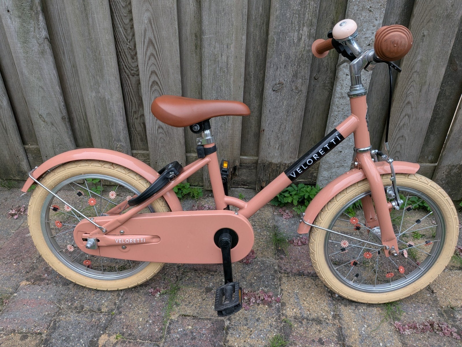 Veloretti Maxi 16 inch kinderfiets - Blazing Salmon, Ophalen, 16 tot 20 inch, Zijwieltjes