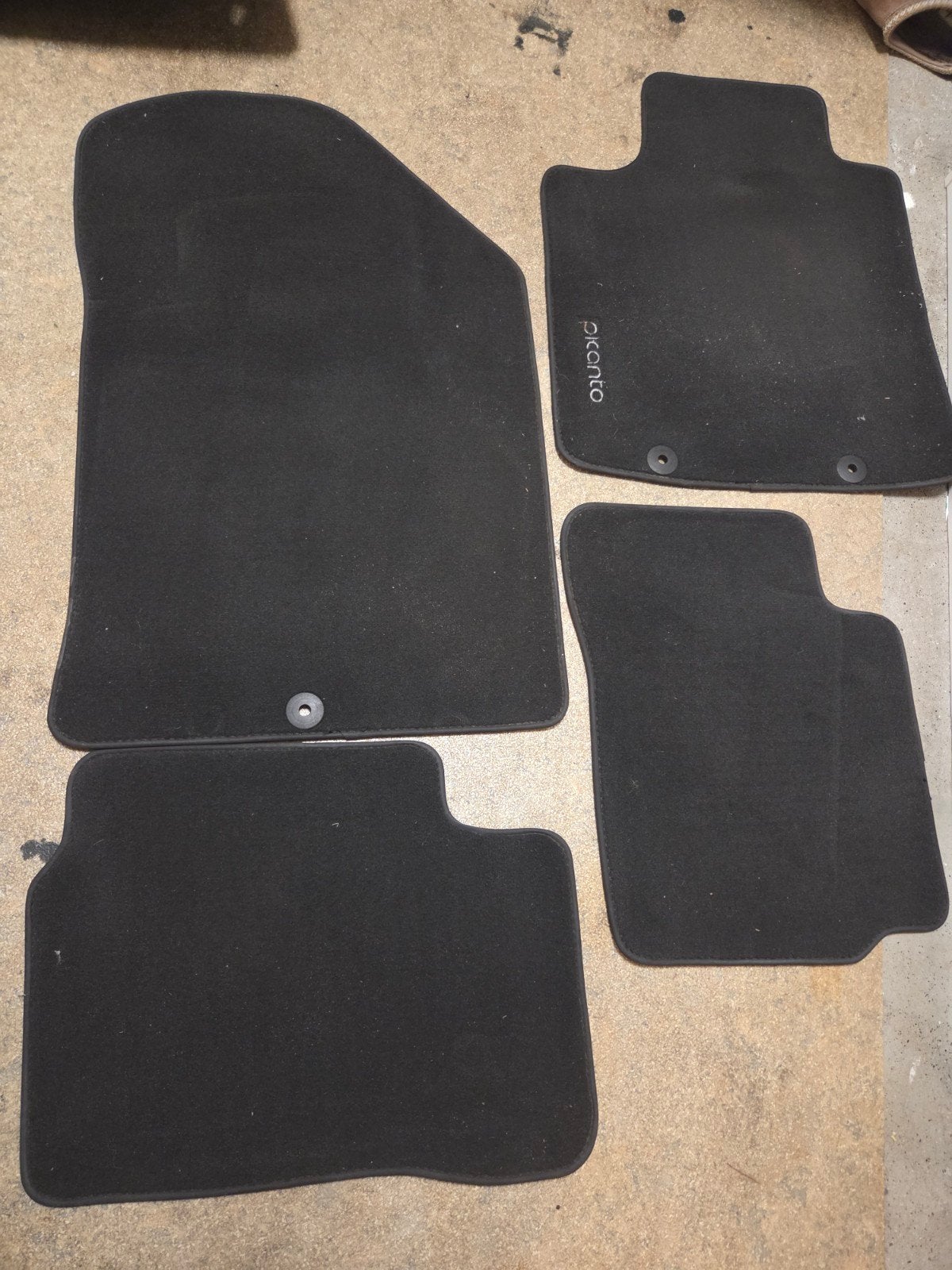 Kia Picanto vloermatten(2013) Rubber en Stof, Ophalen, Gebruikt