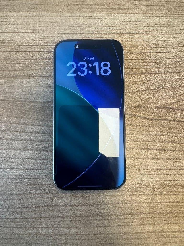 Iphone 16 pro rose (roze), Telecommunicatie, Mobiele telefoons | Apple iPhone, Ophalen of Verzenden, Zo goed als nieuw, 90 %, 256 GB