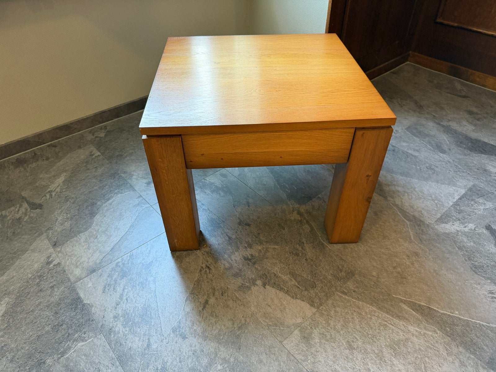 Vierkante bijzettafel met schuiflade - 60x60x46 cm, Ophalen, Gebruikt, Vierkant, 50 tot 100 cm