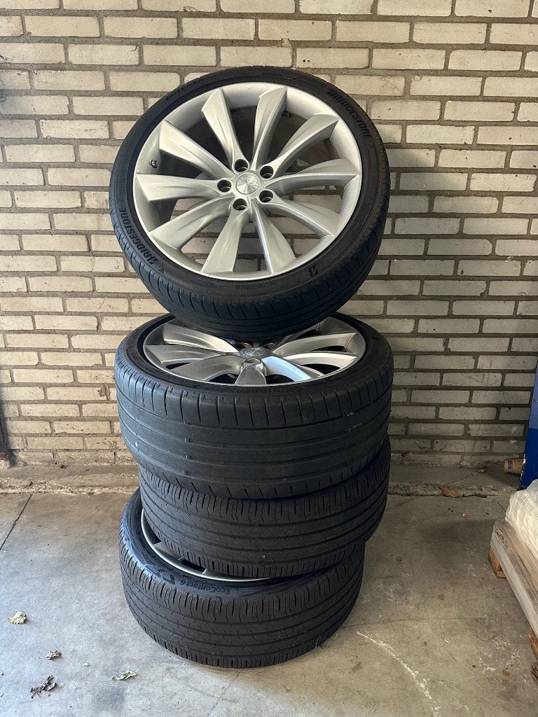 Zomerset Tesla Model S Turbine Breedset 245/35/21 265/35/R21, Ophalen, Gebruikt, 265 mm, Banden en Velgen
