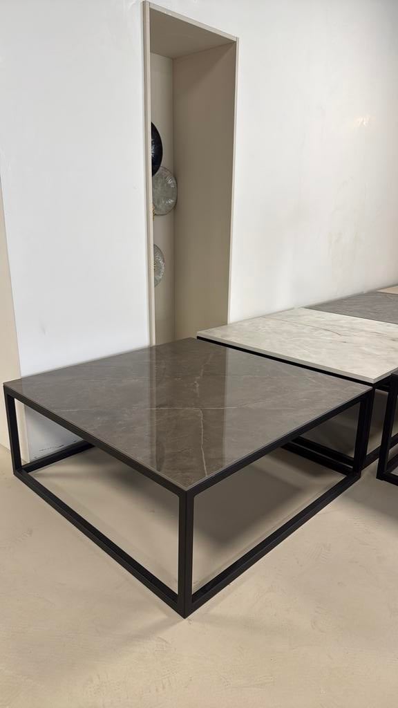 Vierkante salontafel Dekton Korso, Antiek en Kunst, Ophalen