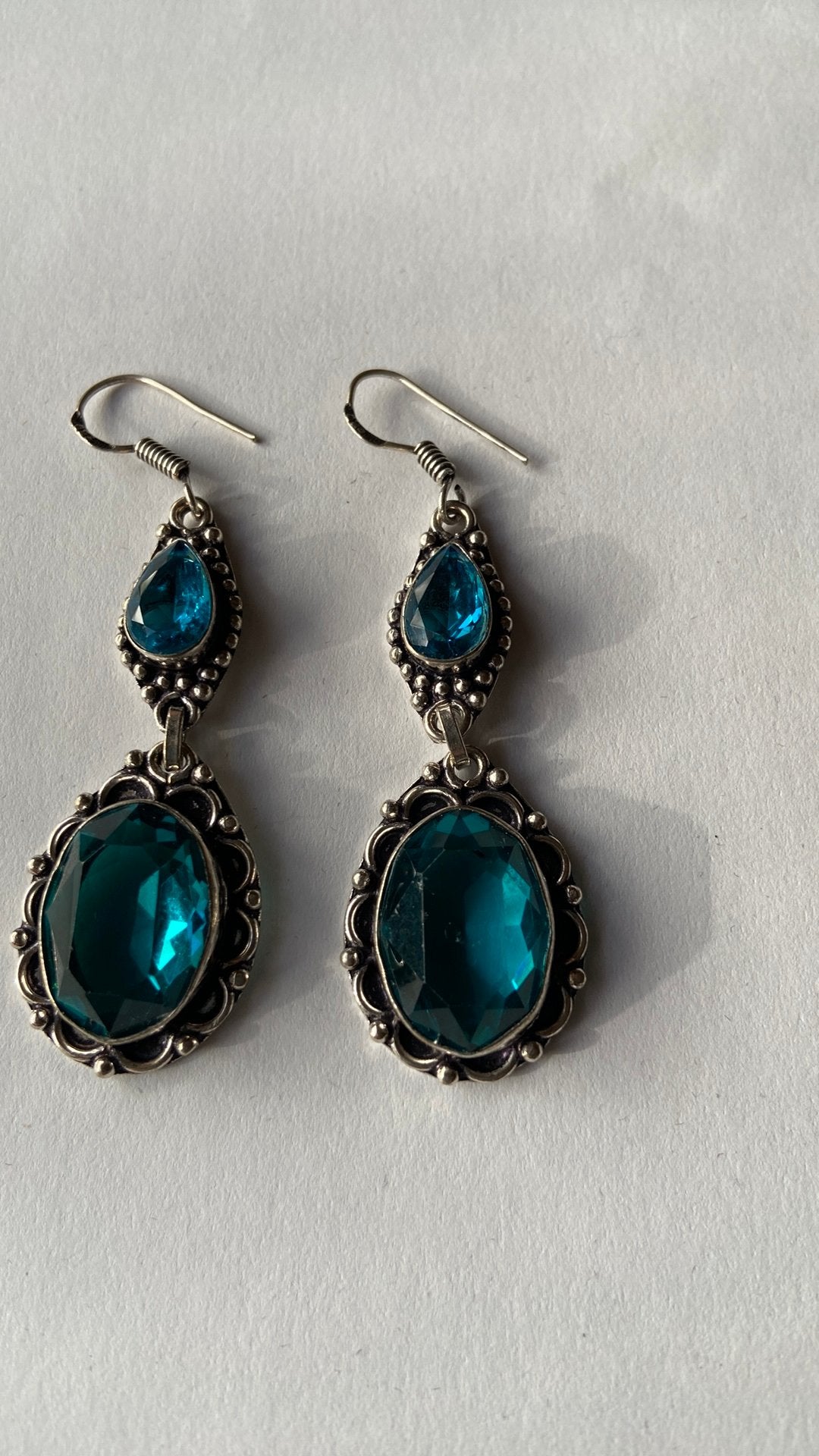 Oorbellen zilver met blauwe aquamarijn 6.3 cm, Sieraden, Tassen en Uiterlijk, Antieke sieraden, Ophalen of Verzenden, Zilver, Oorbellen