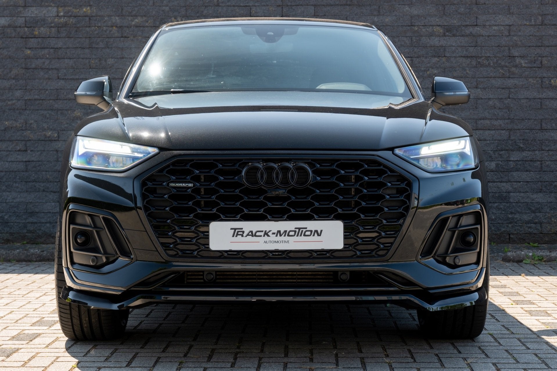 Audi Q5 Sportback 55 TFSI e S edition Black & Black, Auto's, Automaat, Gebruikt, Euro 6, 4 cilinders