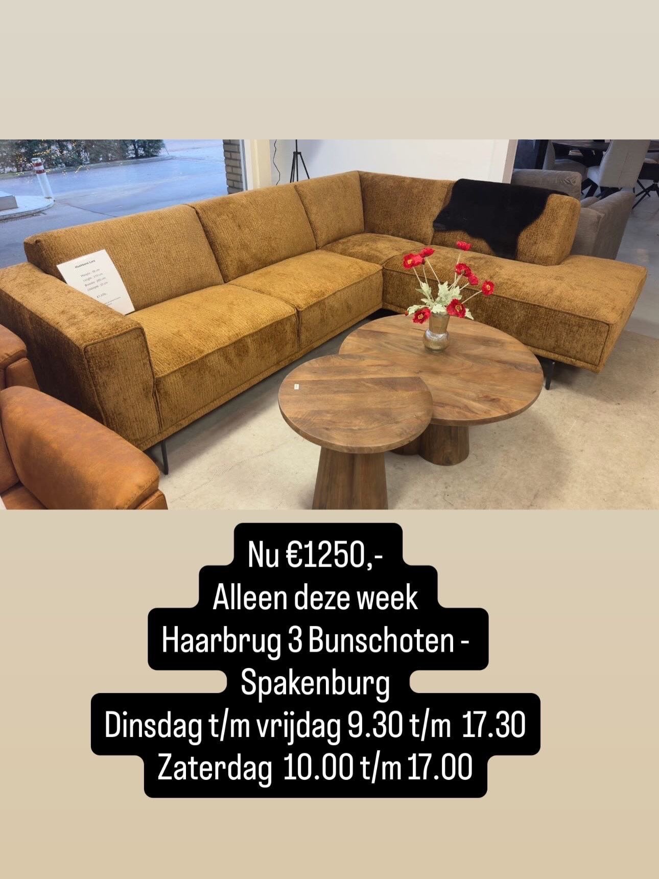Opruiming hoekbanken nu zwaar afgeprijsd OP = OP, Ophalen of Verzenden, Zo goed als nieuw