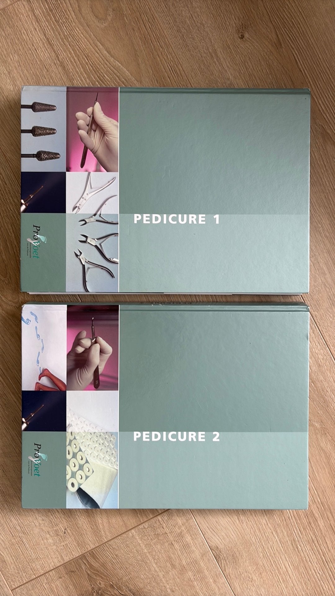 Gratis af te halen: leerboeken voor pedicure-opleiding, Ophalen of Verzenden, Beta, Gelezen, MBO