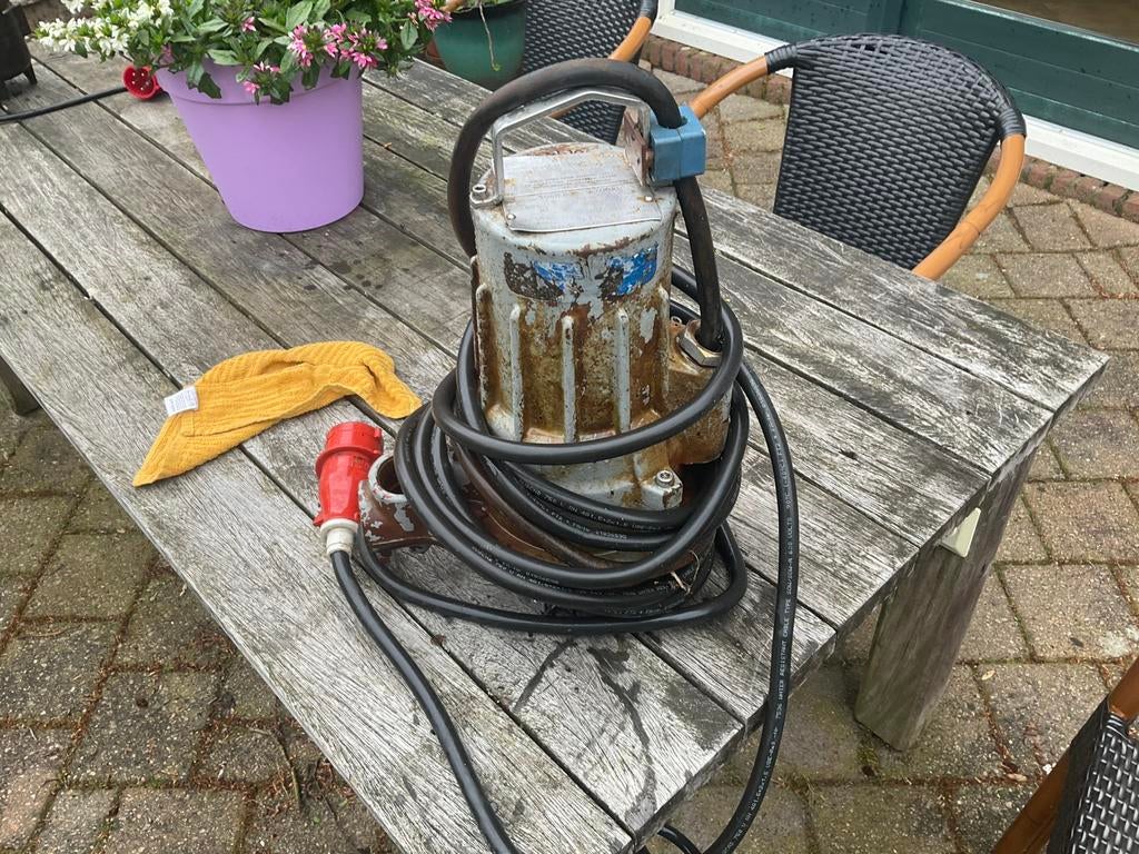 Flygt versnijdende vuilwater dompelpomp 380v, Ophalen, Gebruikt, Elektrisch, Dompelpomp