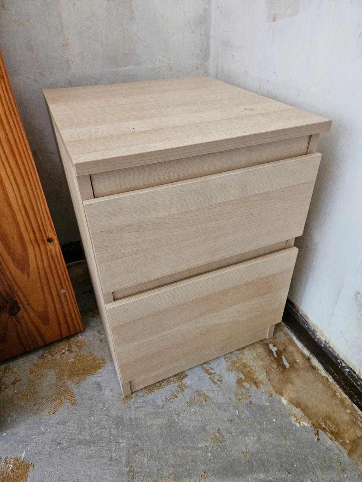 Nachtkastje met 2 lades - Licht eiken, Huis en Inrichting, Ophalen, Gebruikt, Minder dan 45 cm, 55 tot 70 cm