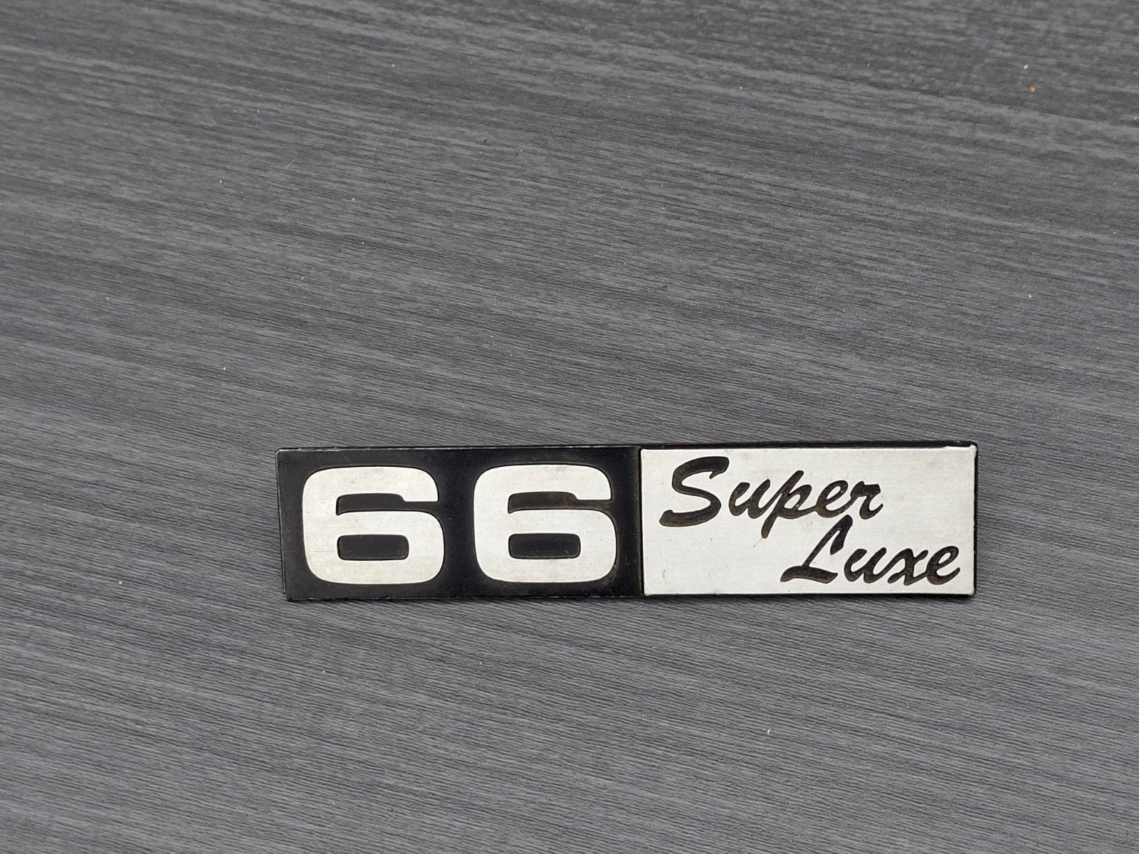 Daf 66 embleem, Ophalen of Verzenden