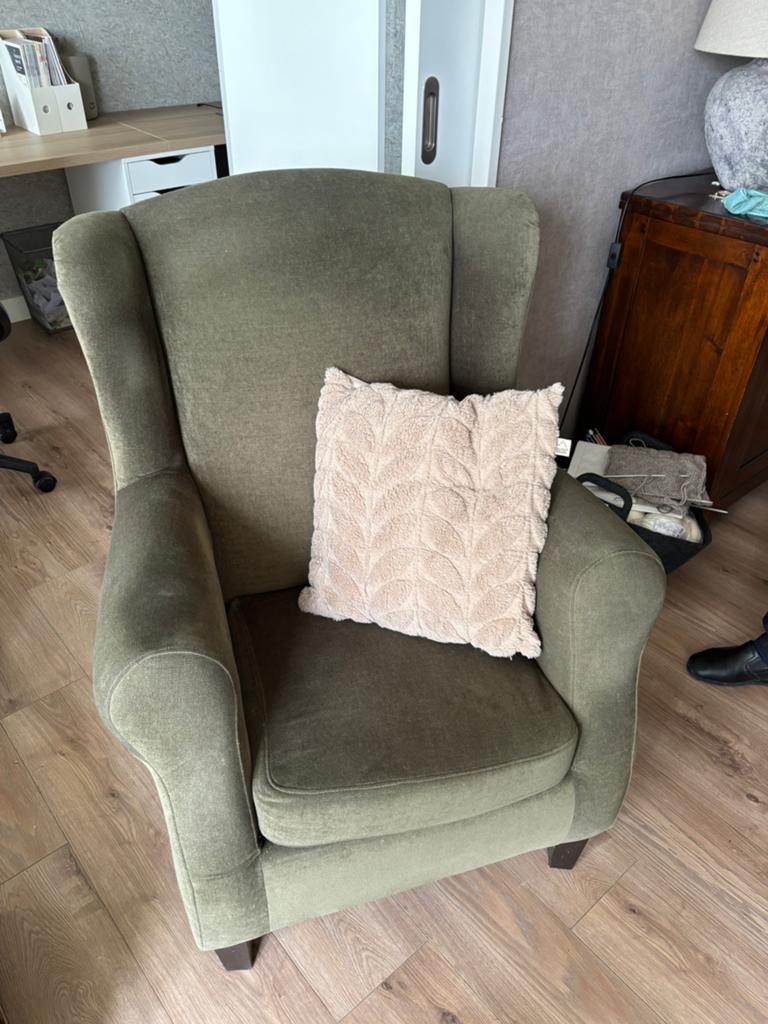 Mooie groene stoel, Huis en Inrichting, Fauteuils, Ophalen, Gebruikt, 75 tot 100 cm, 50 tot 75 cm