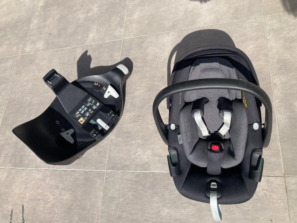 Zwarte Maxi-Cosi Pebble 360 + FamilyFix 360, Gebruikt, Ophalen of Verzenden, Isofix, 0 t/m 13 kg