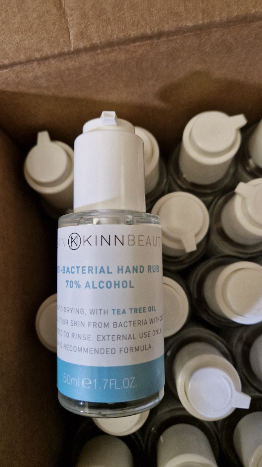 Kinn anti bacterial hand sanitizer met tea tree olie., Ophalen of Verzenden, Nieuw, Overige typen