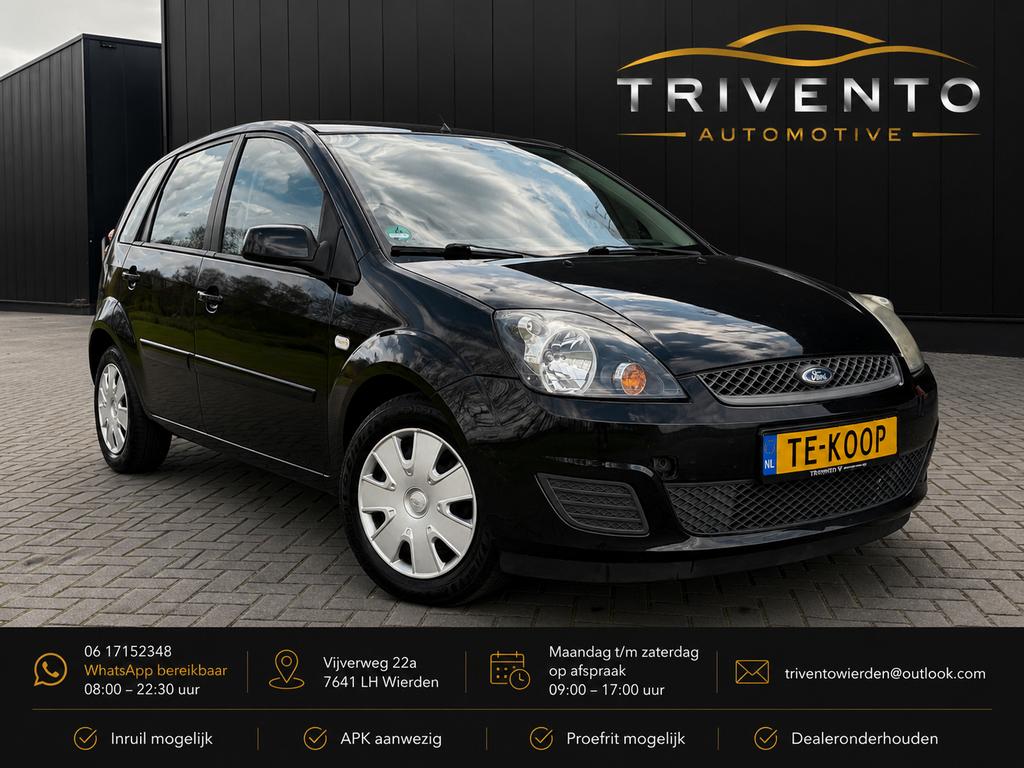 FIESTA 1.3 70PK BLACK TREND / AIRCO / NW APK, Auto's, Voorwielaandrijving, Stof, Huisgarantie, 4 cilinders