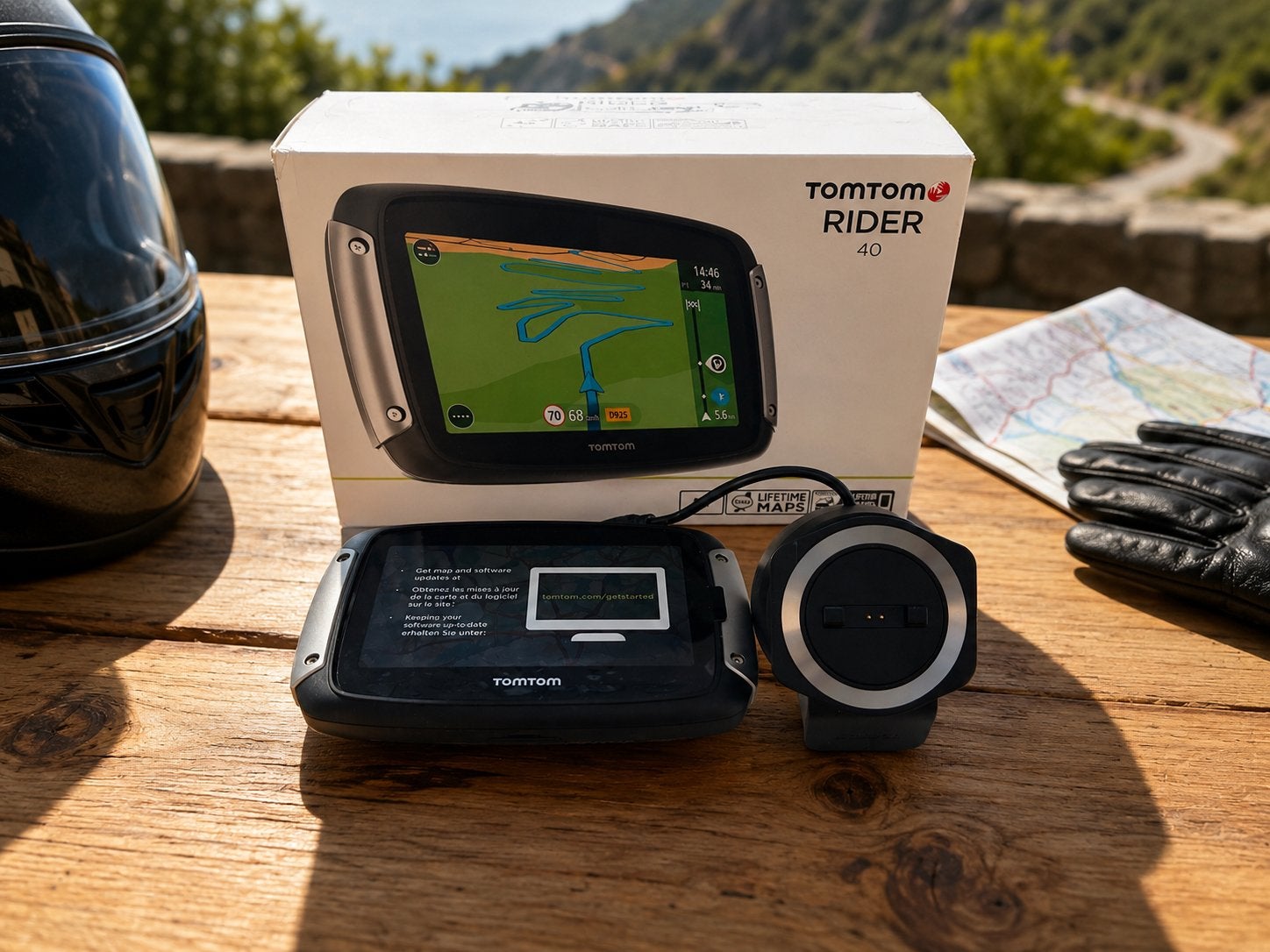 TomTom Rider 40 motor navigatie met Lifetime Maps, Ophalen of Verzenden, Zo goed als nieuw
