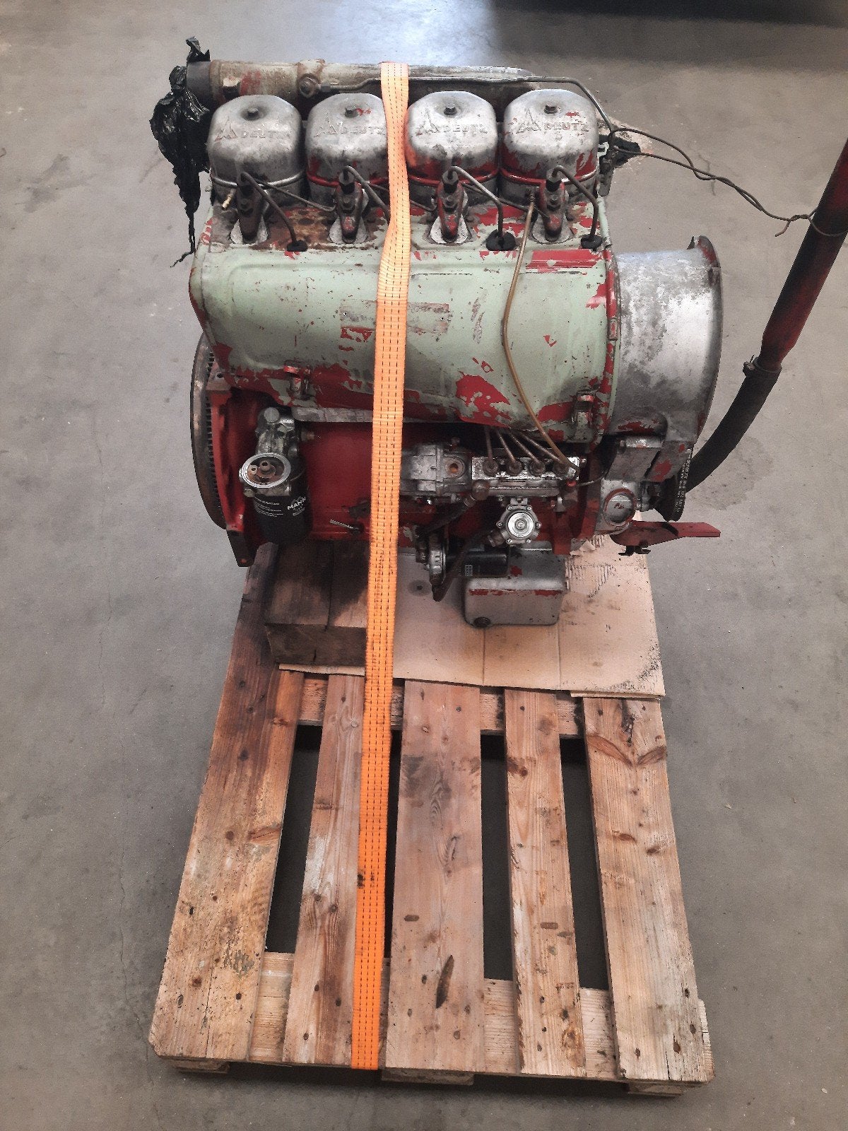 Deutz f4l913 dieselmotor, Ophalen, Zo goed als nieuw, Dieselmotor, 1800 rpm of meer