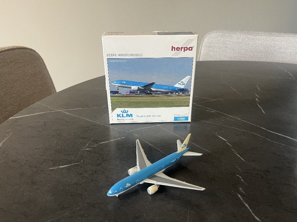 KLM Boeing 777-200 1/500 diecast, Ophalen of Verzenden, Zo goed als nieuw, Schaalmodel