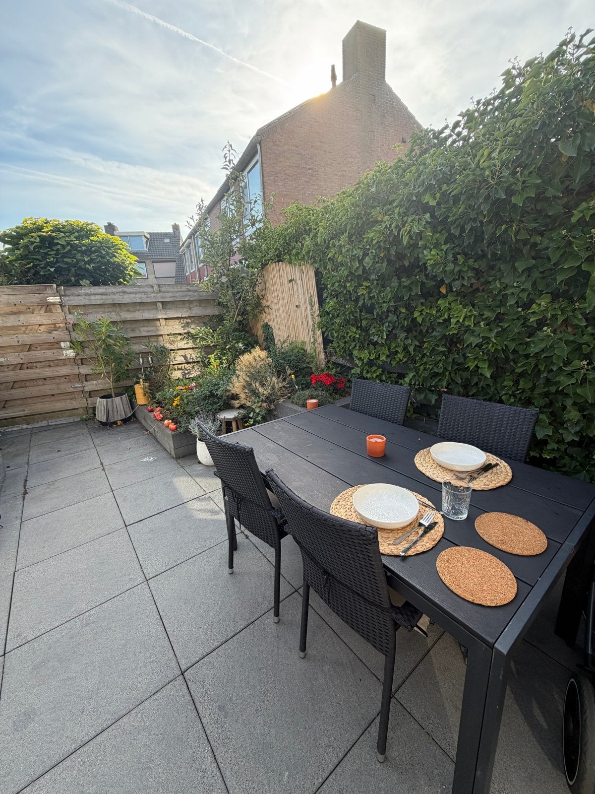 Eettafel met 6 stoelen en kussens - Gebruikt maar stevig, Tuin en Terras, Ophalen of Verzenden, Gebruikt, Rechthoekig, Overige materialen