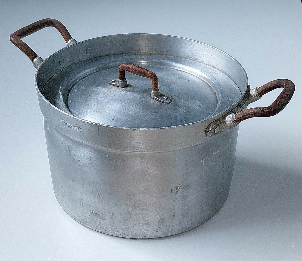 Oude Aluminium pan + deksel, SIGG Switzerland (27), jaren 50, Gebruikt, Met deksel, Aluminium, Ophalen of Verzenden